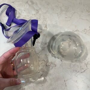 Haakaa & lady bug milk collector